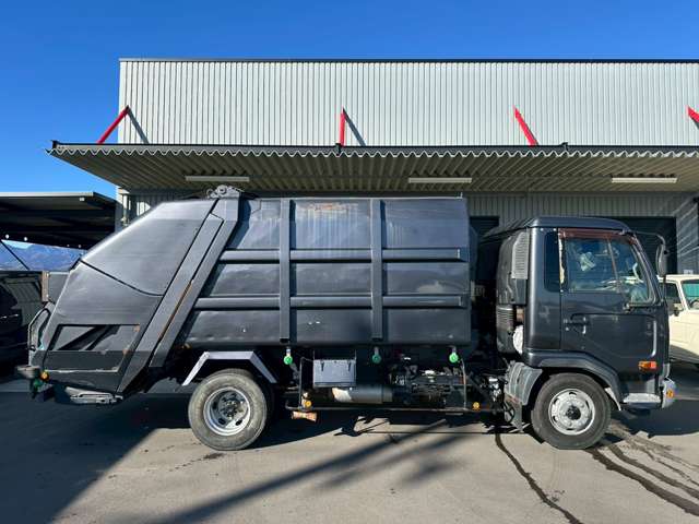 UD Trucks Condor 3
