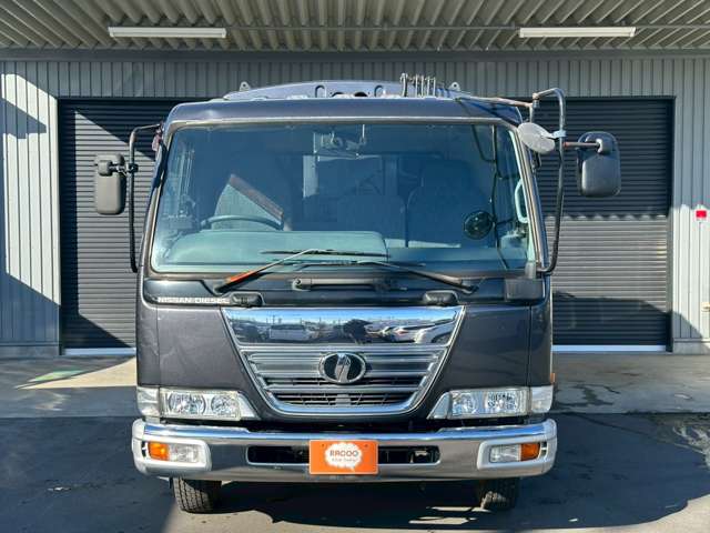 UD Trucks Condor 5