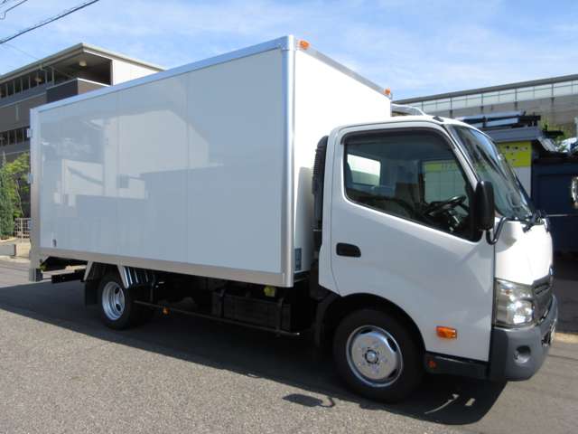 Toyota Toyoace 11