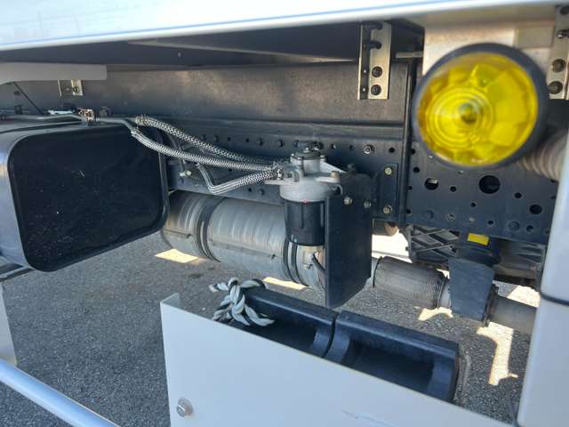 Mitsubishi Fuso Canter 11