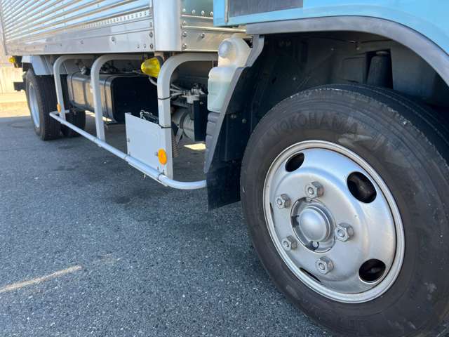 Mitsubishi Fuso Canter 8