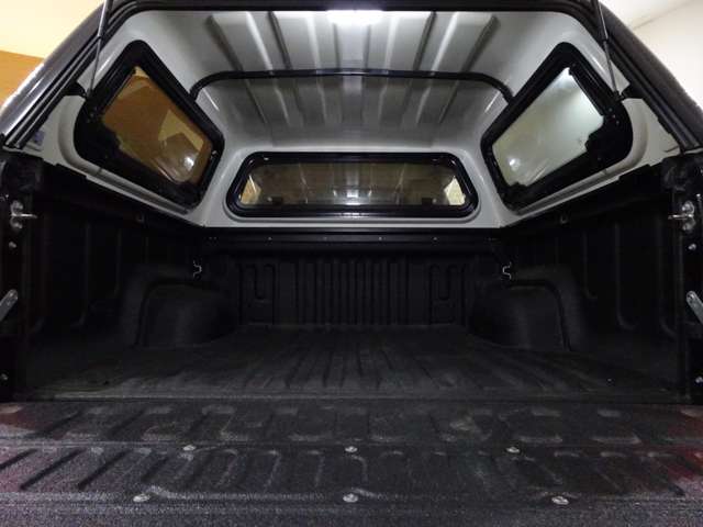 Toyota Hilux 11