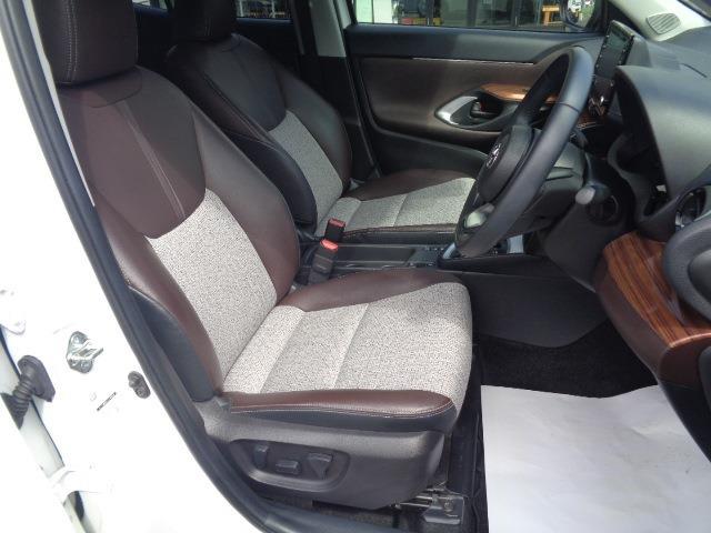 Toyota Yaris Cross 12