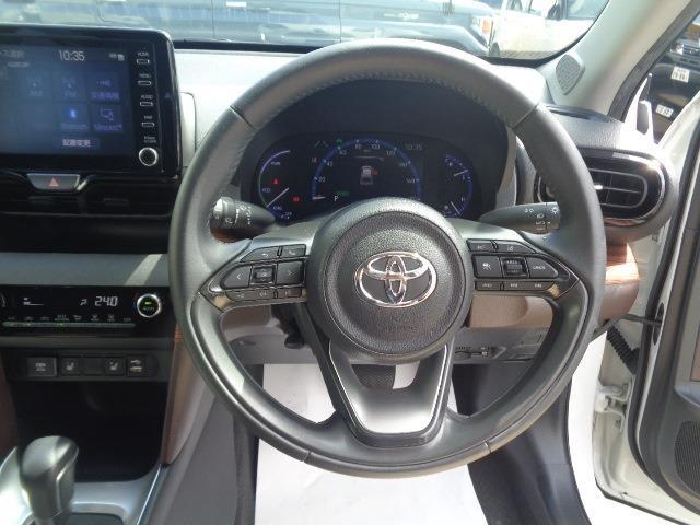 Toyota Yaris Cross 4