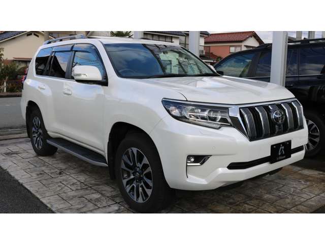 Toyota Land Cruiser Prado 6