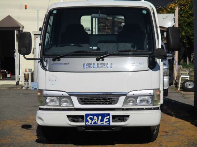 Isuzu Elf 12