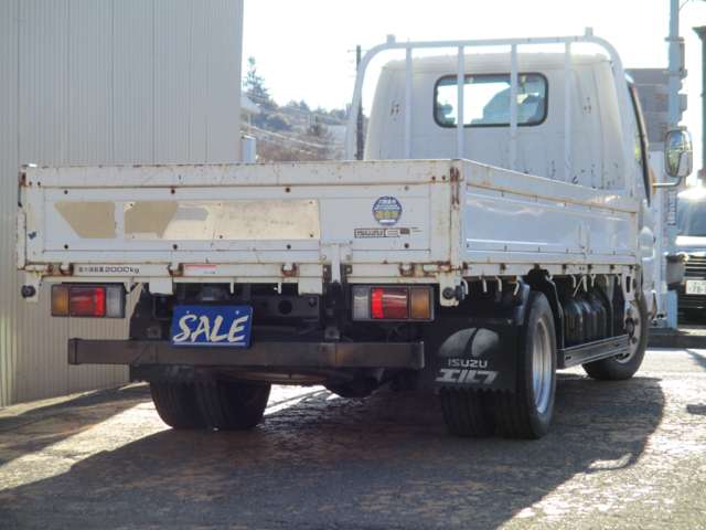 Isuzu Elf 9