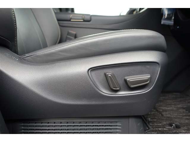 Toyota Alphard 6