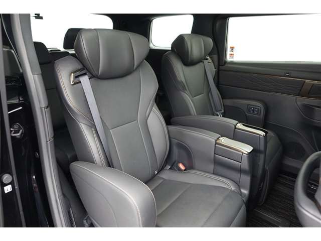 Toyota Alphard 7