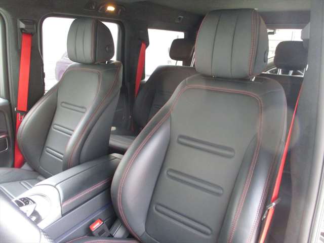 Mercedes-Benz G-Class 12