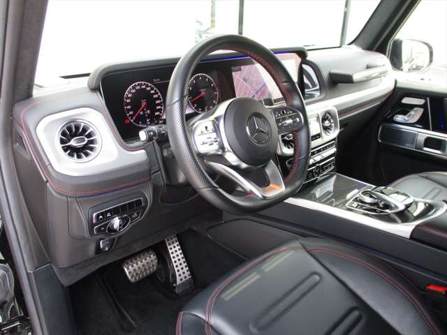 Mercedes-Benz G-Class 10