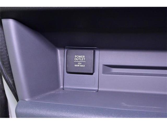 Honda N-VAN 9