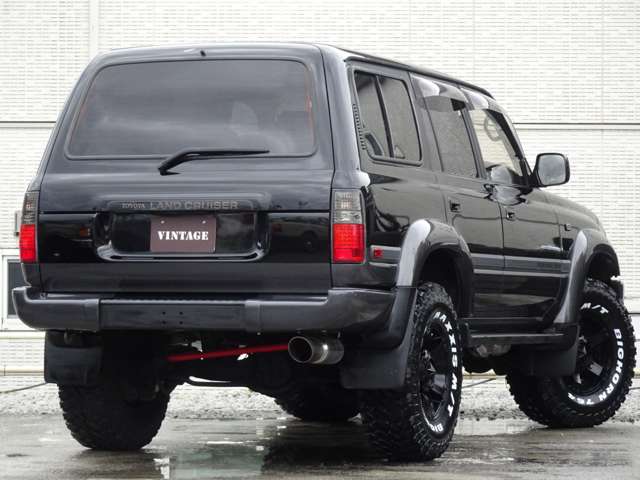 Toyota Land Cruiser 80 11