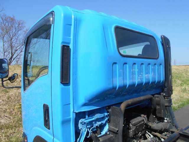Isuzu Elf 12