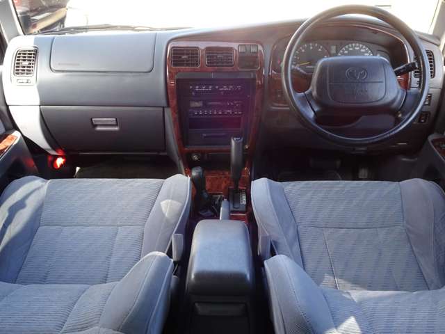 Toyota Hilux Surf 12
