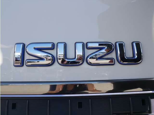 Isuzu Elf 10