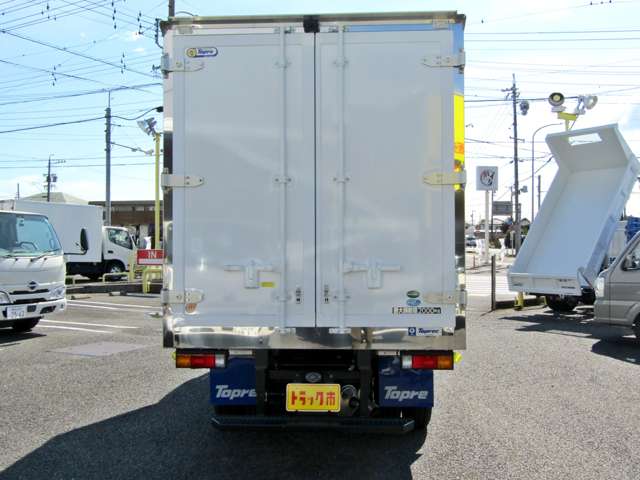 Mitsubishi Fuso Canter 7