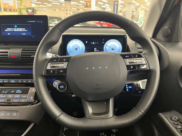 Hyundai インスター 11