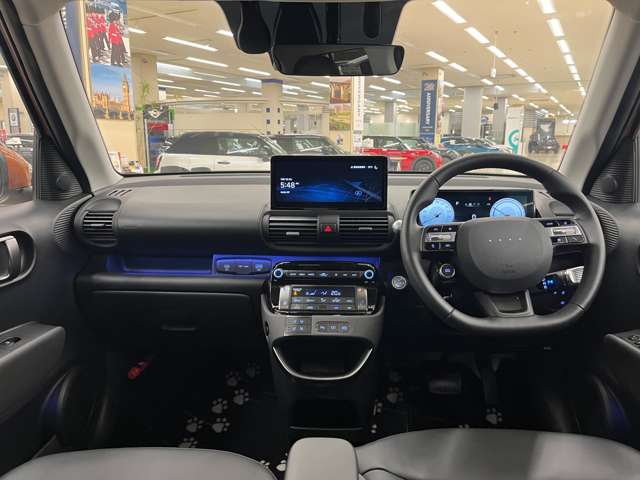 Hyundai インスター 3