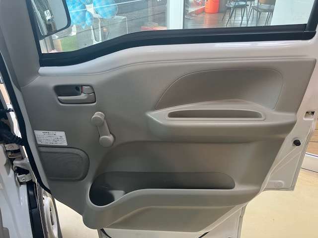 Nissan NV100 Clipper 9