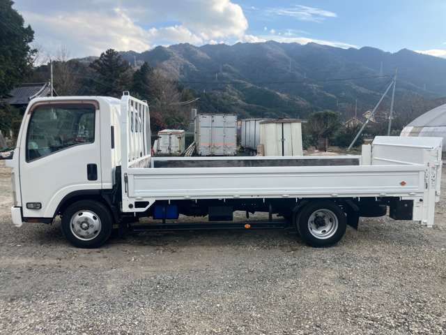 Isuzu Elf 6