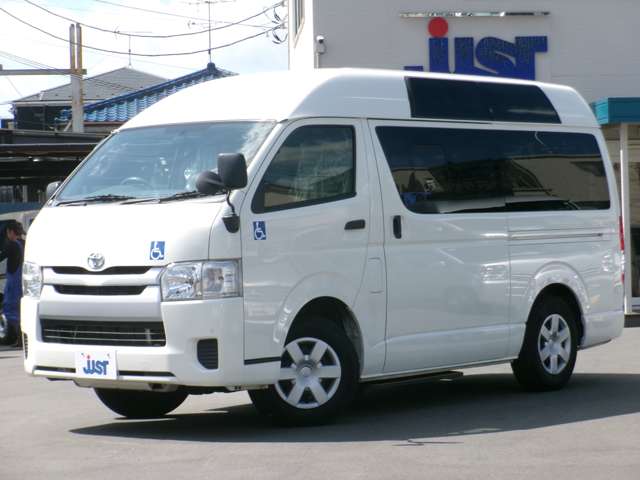 Toyota Hiace Van 2