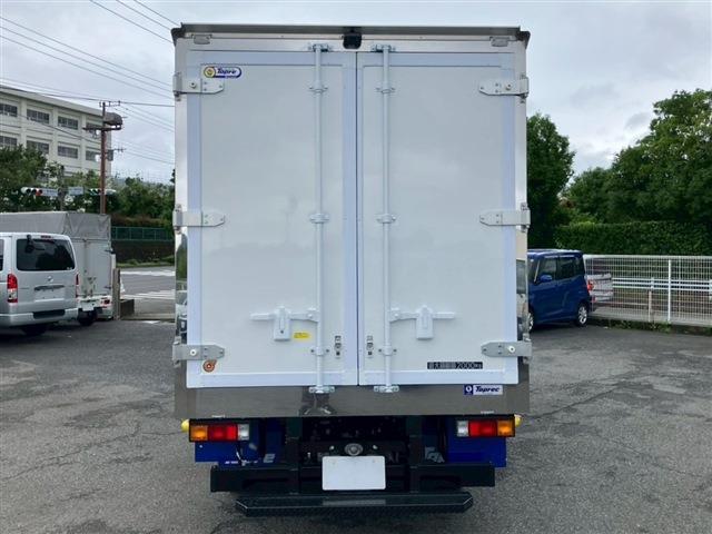 Mitsubishi Fuso Canter 6
