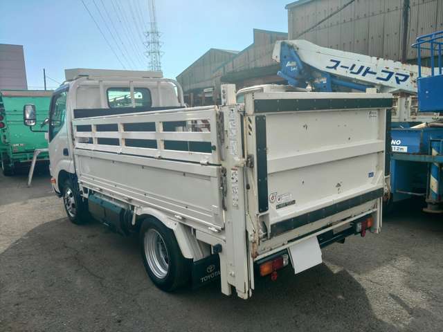 Toyota Dyna 4