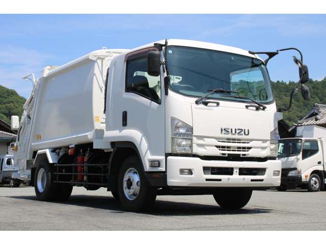 Isuzu Forward 3