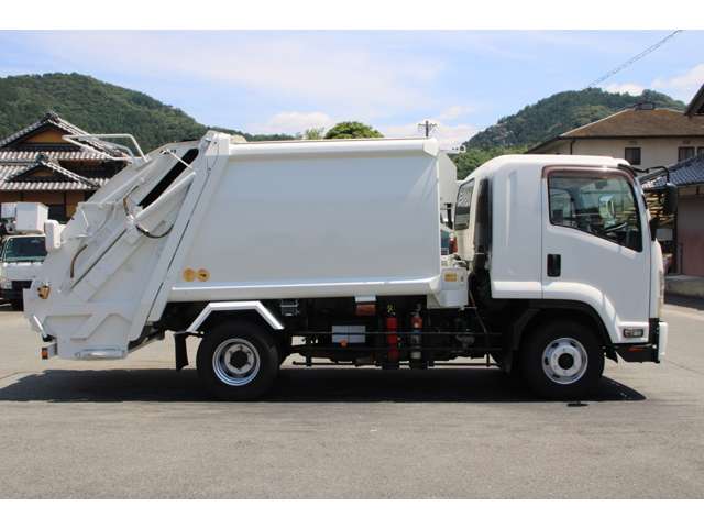 Isuzu Forward 5