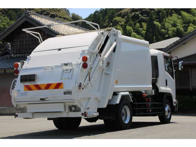 Isuzu Forward 7