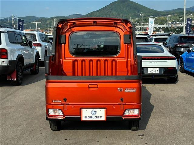 Daihatsu Atrai Deck Van 7