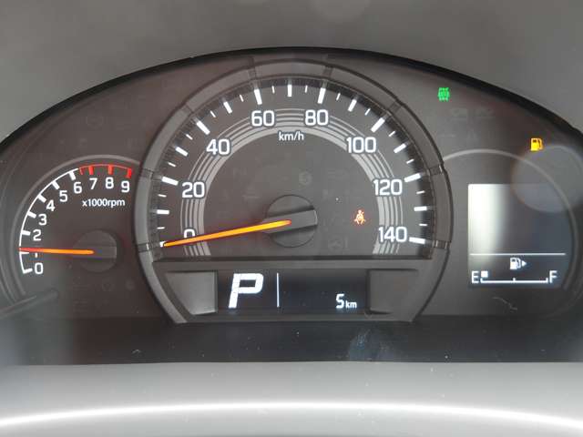Suzuki Every 8
