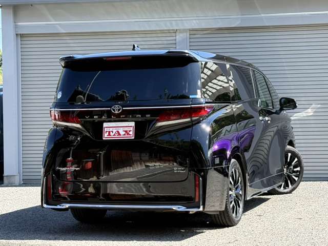 Toyota Vellfire 3