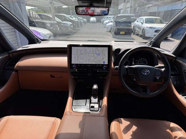 Toyota Vellfire 4