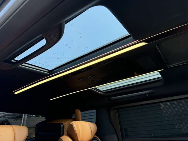 Toyota Vellfire 9