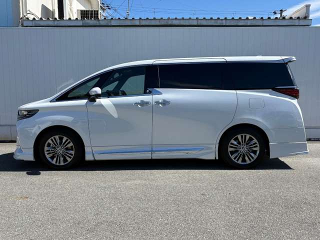 Toyota Alphard 9