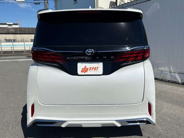 Toyota Alphard 10