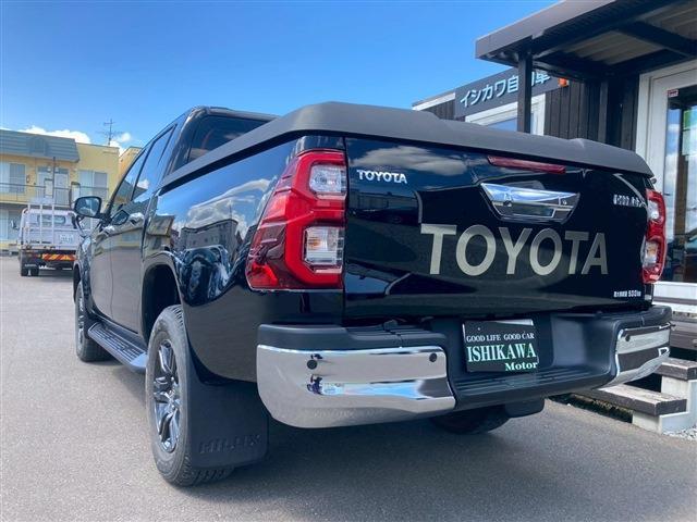 Toyota Hilux 9