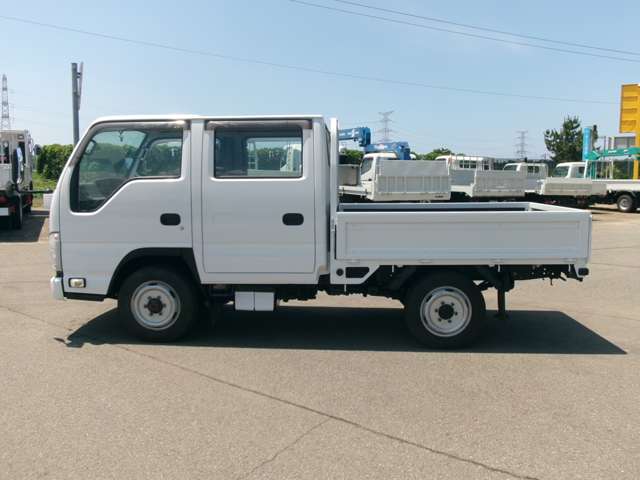 Isuzu Elf 4