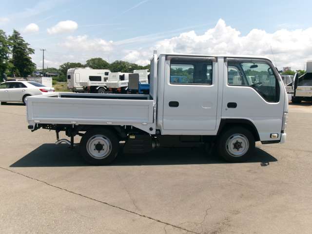 Isuzu Elf 8