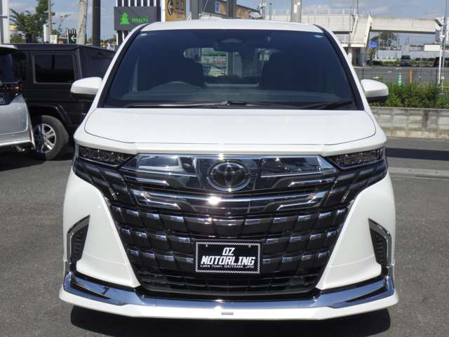 Toyota Alphard 9