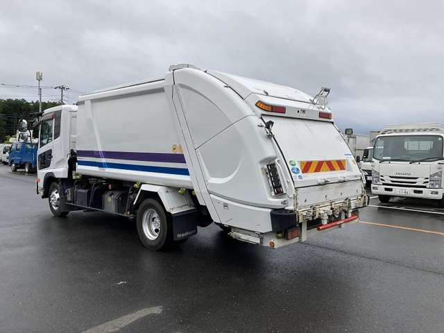 UD Trucks Condor 6