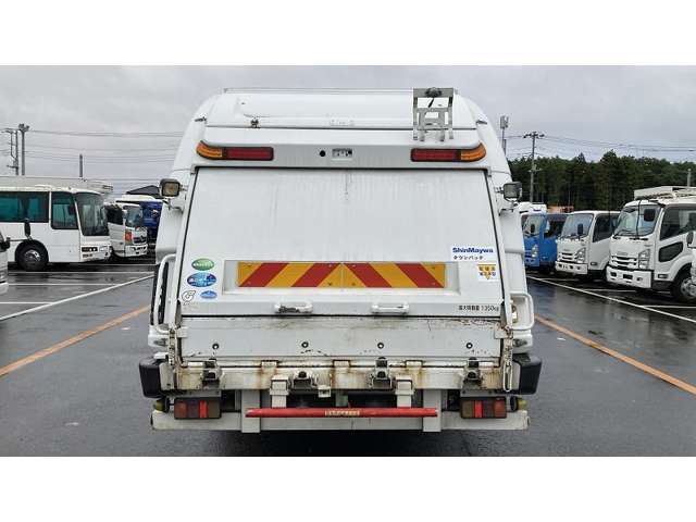 UD Trucks Condor 10