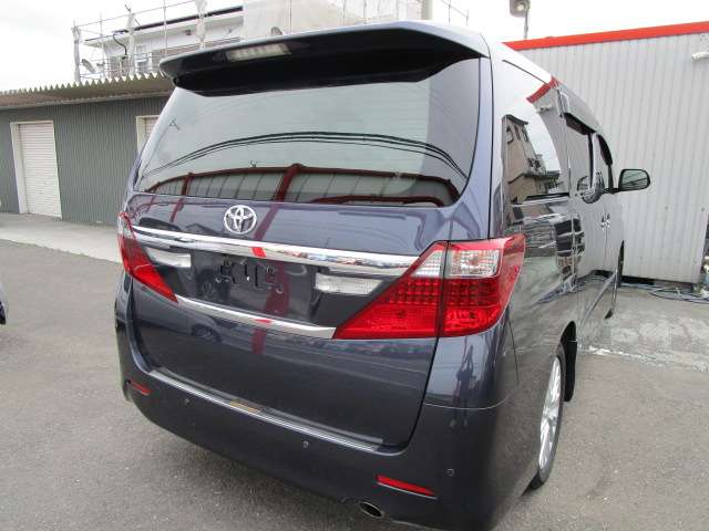Toyota Alphard 10