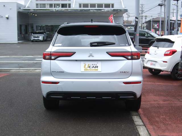 Mitsubishi Outlander 6