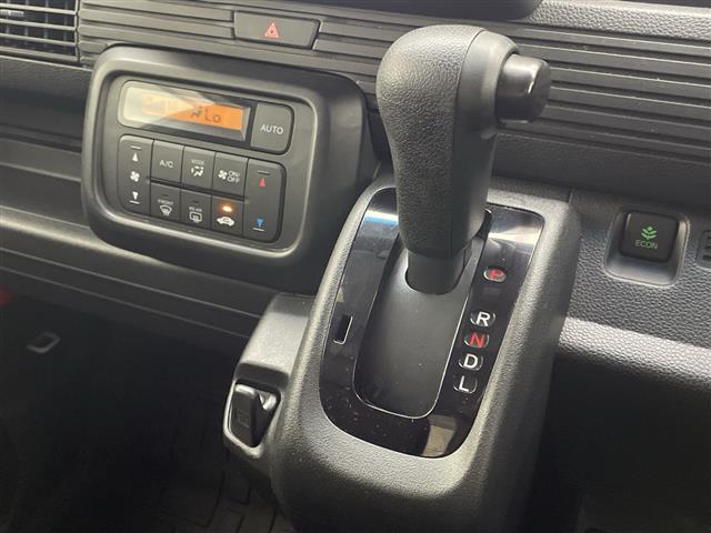 Honda N-VAN 12