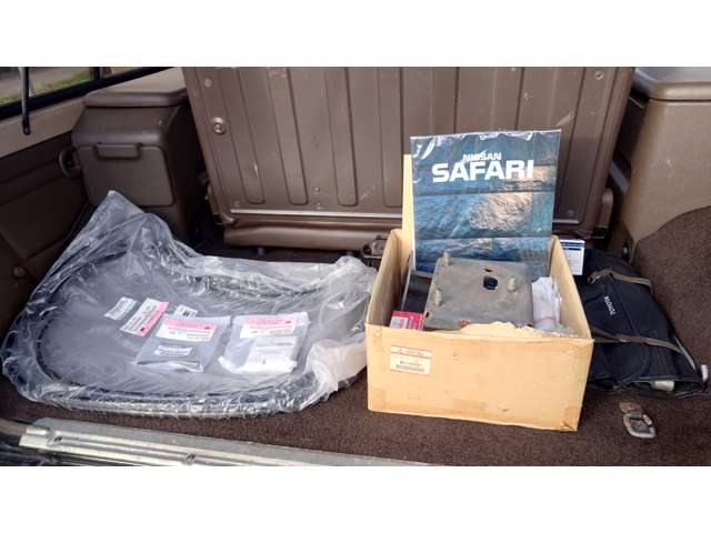 Nissan Safari 2