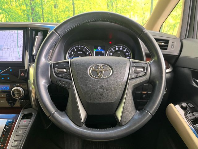Toyota Alphard 7