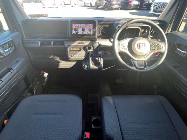 Honda N-VAN 11